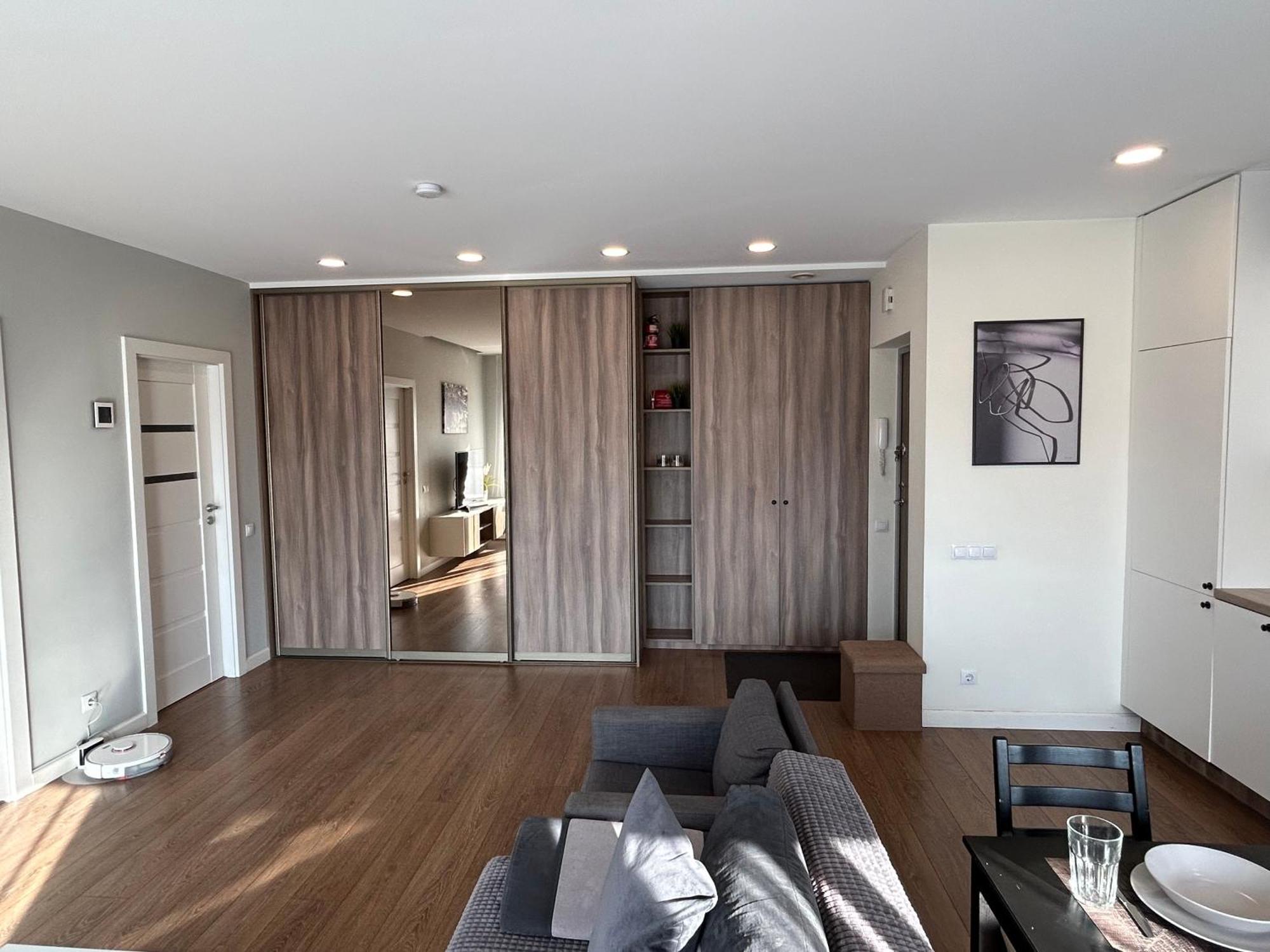 Your Home - Spacious Apartment In City Center, With Balcony & Self Check-In Βίλνιους Εξωτερικό φωτογραφία