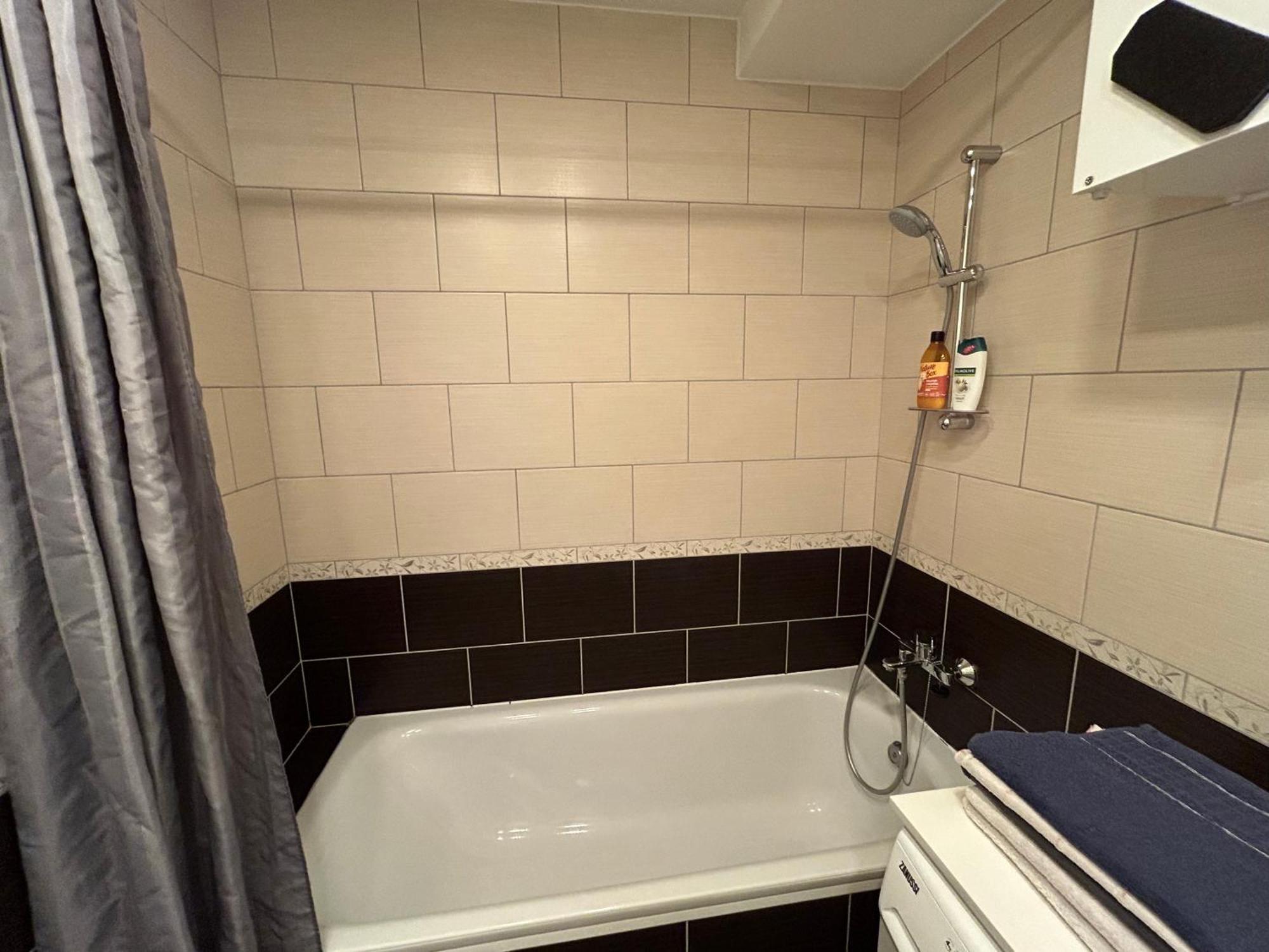 Your Home - Spacious Apartment In City Center, With Balcony & Self Check-In Βίλνιους Εξωτερικό φωτογραφία